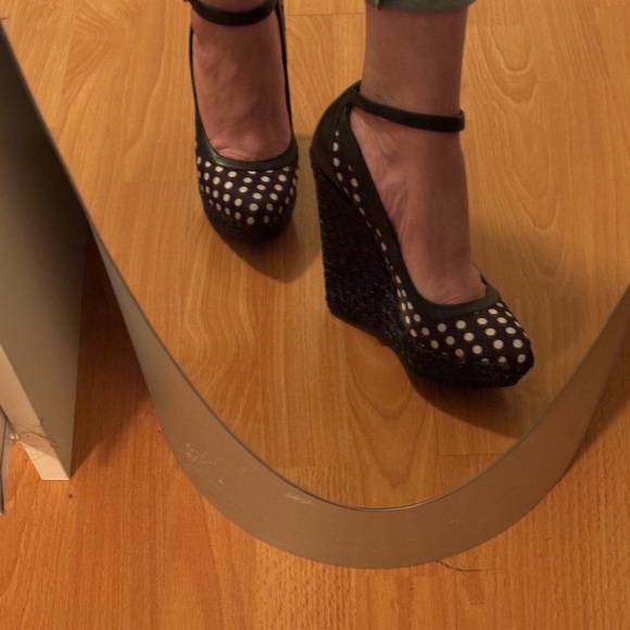 GUESS by Marciano Black and White Polka Dot Heels - Picture 3 of 11